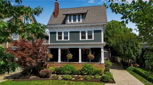 81 Lexington Ave, Buffalo, NY, 14222-1807 | Card Image