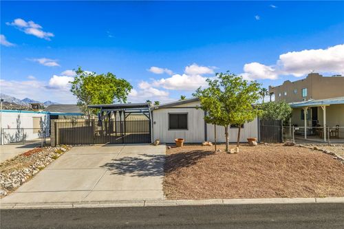 895 Terrace Dr, Bullhead City, AZ, 86442-6462 | Card Image