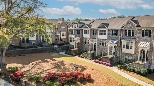 unit-4-2208 Nancy Creek Dr, Chamblee, GA, 30341-1367 | Card Image