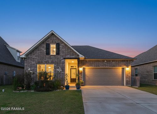 303 Valcour Pl, Youngsville, LA, 70592-6769 | Card Image