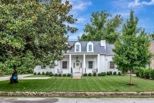 3804 Dartmouth Ave, Nashville, TN, 37215-1706 | Card Image