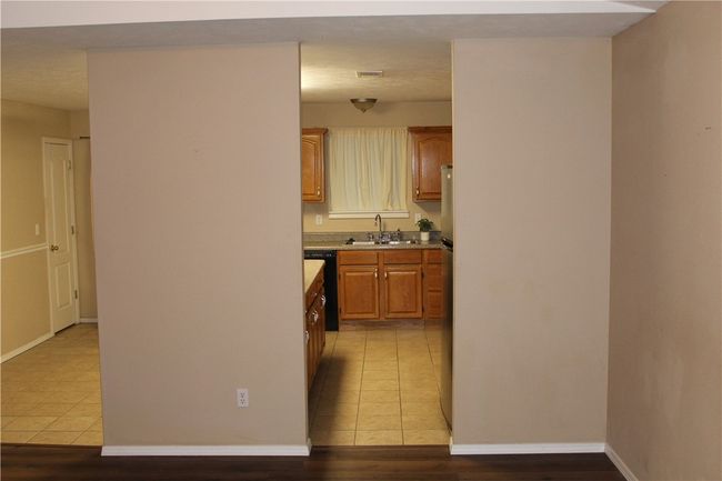 UNIT-5 - 1615 N Spring Rd, Condo with 3 bedrooms, 2 bathrooms and null parking in Harrison AR | Image 5