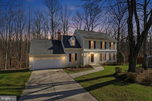 9429 Goldfield Ln, BURKE, VA, 22015-4213 | Card Image