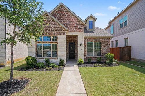 726 Village Green Dr, Argyle, TX, 76226-2058 | Card Image