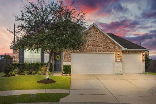 30222 Green Meadows Ln, Brookshire, TX, 77423-1589 | Card Image