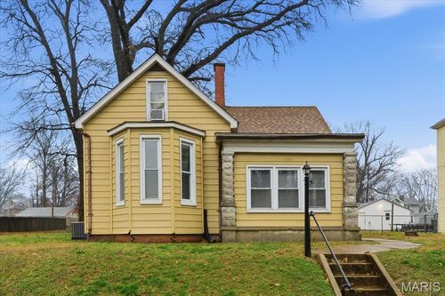 107 Wabash Ave, Belleville, IL, 62220-3839 | Card Image