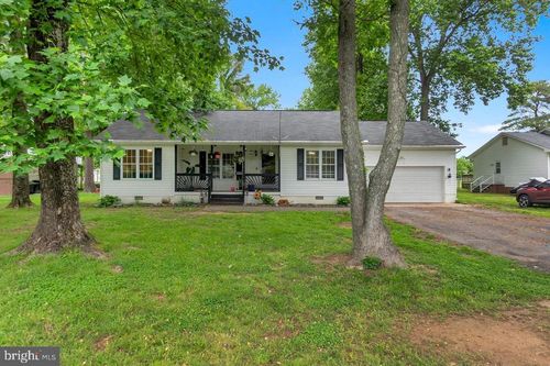 2569 N Independence Dr, Montross, VA, 22520-8720 | Card Image