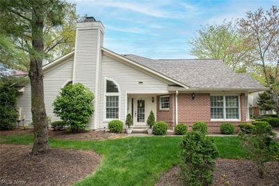 Ranch-style house with a front lawn | Image 3