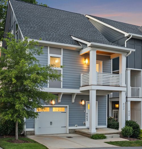 432 Becanni Ln, Nashville, TN, 37209-2596 | Card Image