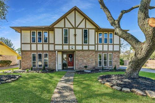 14902 Aspen Hills Dr, Houston, TX, 77062-2702 | Card Image