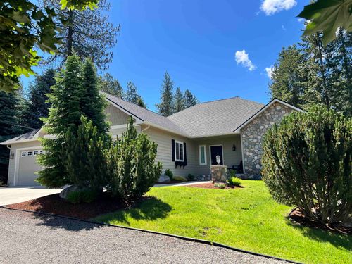 11334 N Whitworth Dr, Spokane, WA, 99218 | Card Image
