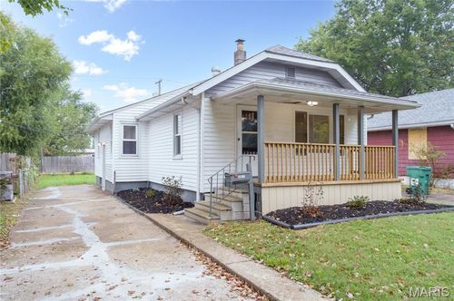 2813 Myrtle Ave, Granite City, IL, 62040-5856 | Card Image