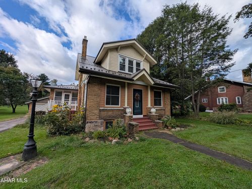 1021 58th St, Altoona, PA, 16601-1062 | Card Image