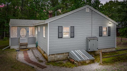 80 Basken Shores Road, Waterboro, ME, 04061 | Card Image