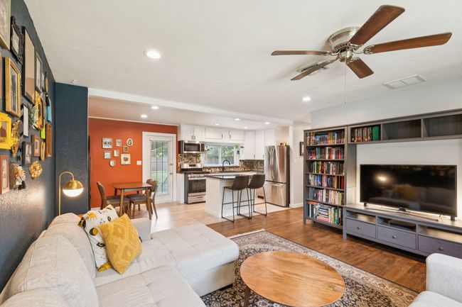 5029 Jerri Ln, House other with 3 bedrooms, 2 bathrooms and null parking in Haltom City TX | Image 6