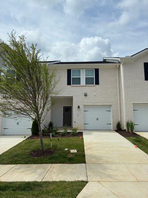 7138 Cedarcrest Ln, Fairview, TN, 37062-2062 | Card Image