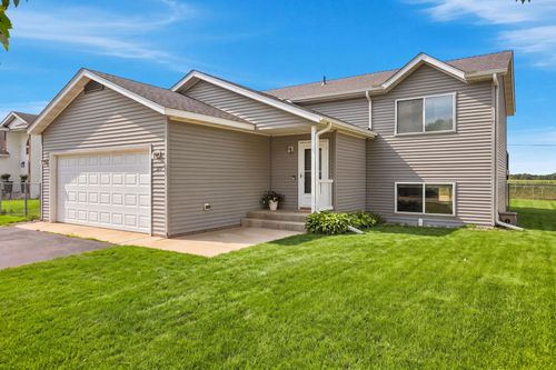 321 Jasmine Ln, Saint Joseph, MN, 56374-4642 | Card Image