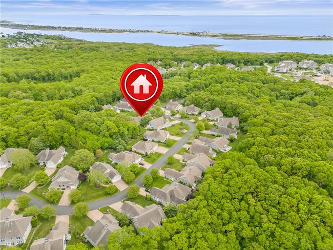 11 Newbury Dr, Condo with 2 bedrooms, 4 bathrooms and 6 parking in Westerly RI | Image 5