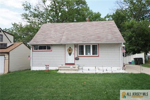 22 Lowell St, Iselin, NJ, 08830-1338 | Card Image