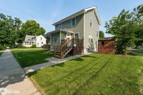 417 10th St, Ames, IA, 50010-6118 | Card Image