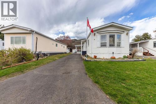 6-2400 Oakdale Way, Kamloops, BC, V2B6W7 | Card Image