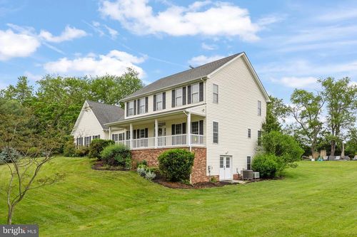 162 Bunchberry Ridge Ct, Stephens City, VA, 22655-5270 | Card Image