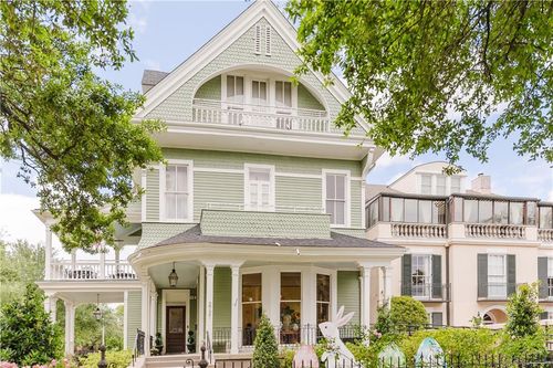 2727 Saint Charles Ave, New Orleans, LA, 70130-5929 | Card Image