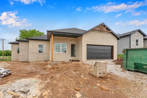 920 S Berry, Willard, MO, 65781-4201 | Card Image