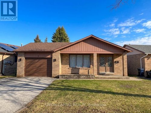 lower-5 Whistling Hills Drive, Toronto (Milliken), ON, M1V2B6 | Card Image