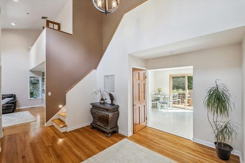 6 Kaateskill Pl, Scarsdale, NY, 10583-1218 | Card Image