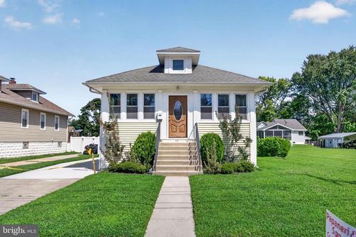 57 Gradwell Ave, Maple Shade, NJ, 08052-3242 | Card Image