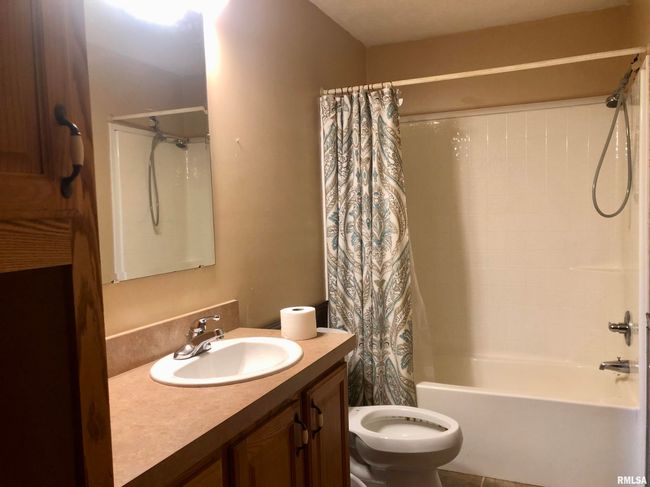 400 W Boundary Rd, House other with 3 bedrooms, 2 bathrooms and null parking in Creal Springs IL | Image 25