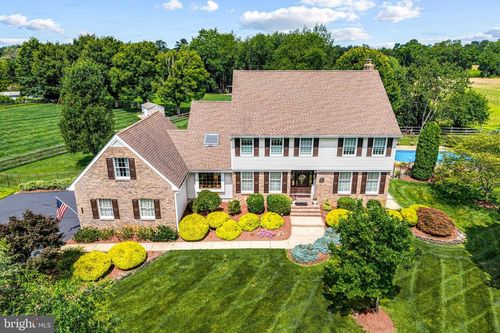 103 Fox Chase Ct, SOUTHAMPTON, NJ, 08088-2822 | Card Image