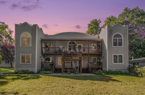 16-7374 N Shore Dr, South Haven, MI, 49090-8171 | Card Image