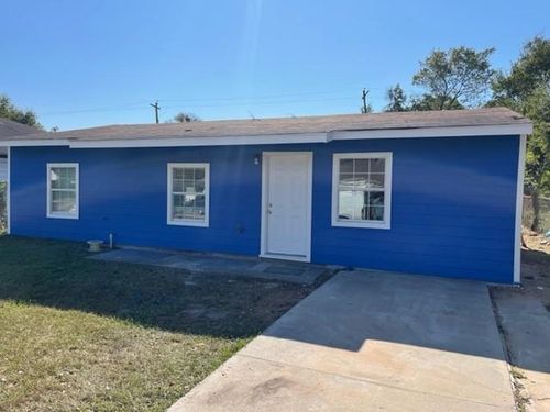 5210 Dieppe St, Houston, TX, 77033-2637 | Card Image