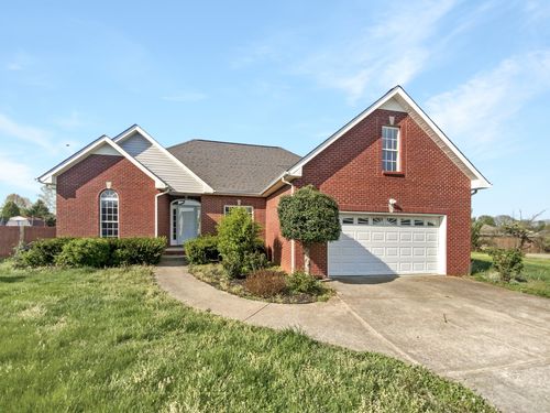 783 Parade Ct, Clarksville, TN, 37040-5657 | Card Image