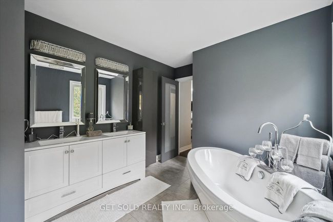 11 Fieldway Crt, House other with 4 bedrooms, 3 bathrooms and 8 parking in Melancthon ON | Image 18