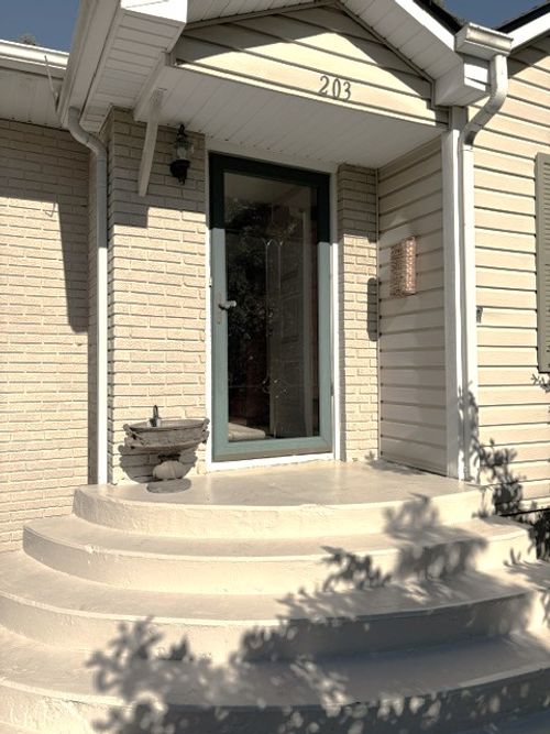 203 Kirby Court, Harrison, AR, 72601 | Card Image