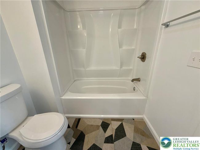 203 - 938 E 4 Th St, Condo with 2 bedrooms, 1 bathrooms and null parking in BETHLEHEM PA | Image 26