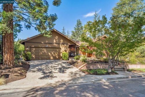 100 Secluded Pl, Lafayette, CA, 94549-6245 | Card Image