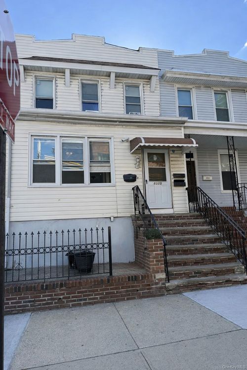 6020 60th St, Maspeth, NY, 11378-3410 | Card Image