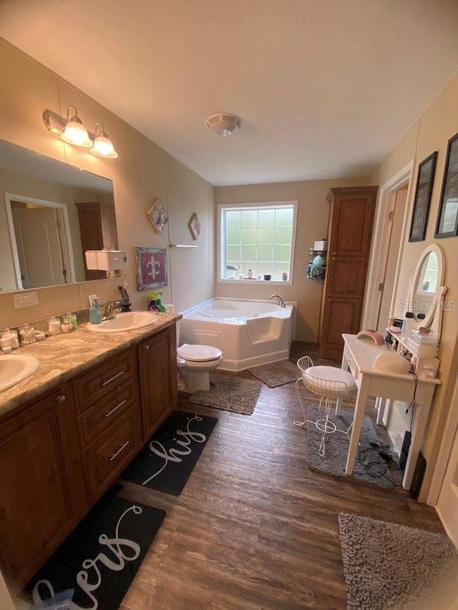 12170 Ne 90 Th St, House other with 3 bedrooms, 2 bathrooms and null parking in BRONSON FL | Image 15