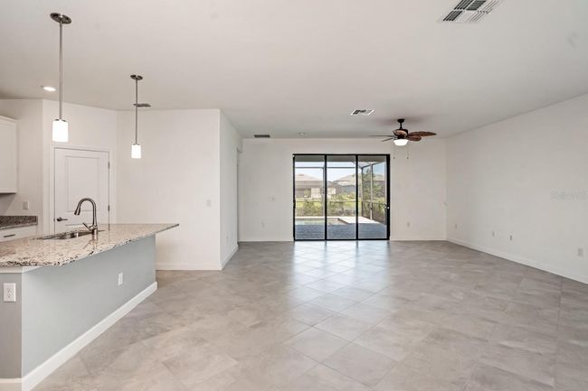 5112 Ocean Angler Cv, House other with 3 bedrooms, 3 bathrooms and null parking in BRADENTON FL | Image 13
