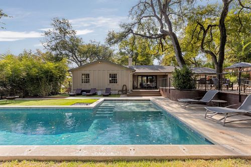 2700 Rockingham Dr, Austin, TX, 78704-3815 | Card Image