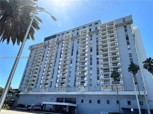 412-13499 Biscayne Blvd, NORTH MIAMI, FL, 33181-2043 | Card Image