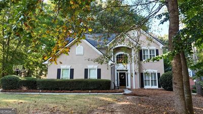 6815 Fairgreen Drive, House other with 4 bedrooms, 2 bathrooms and 2 parking in Suwanee GA | Image 2