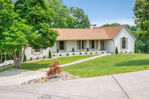 313 Fairway Dr, Clarksville, TN, 37043-4441 | Card Image