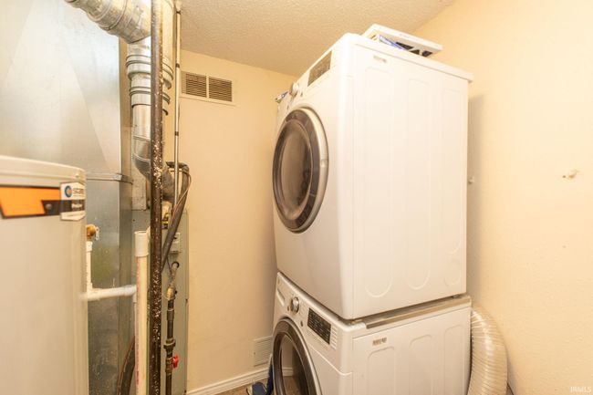 5530 W Cobblestone St, House other with 3 bedrooms, 2 bathrooms and null parking in Bloomington IN | Image 23