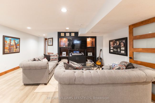 73853 Durand Ave, House other with 4 bedrooms, 4 bathrooms and 4 parking in Zurich ON | Image 36