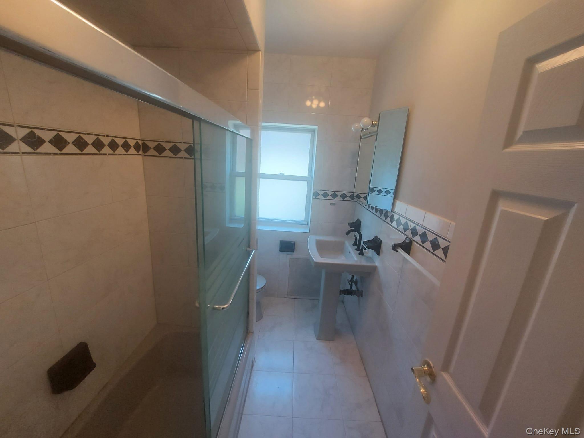 Residential Lease in Mount Vernon 5